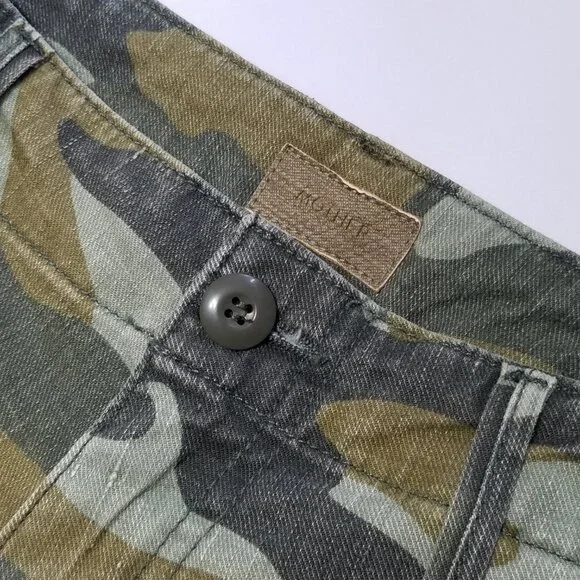 NWT Mother The Sir Yes Sir Camo Cargo Pants in Finding Strength Size 25, 26 $295